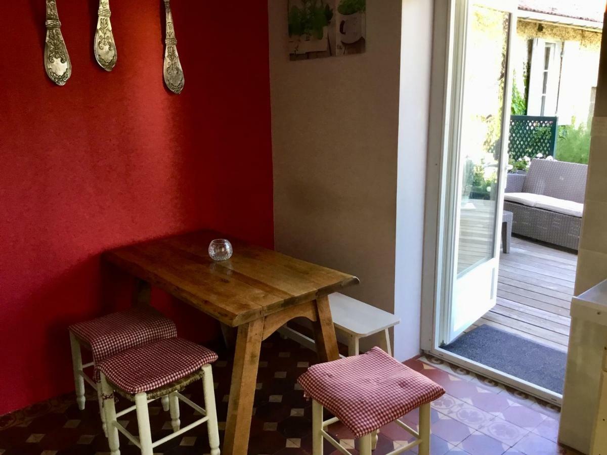 Gite Chez Madeleine Louhans Exterior foto