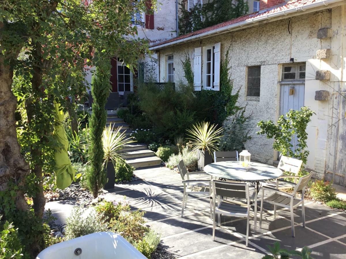Gite Chez Madeleine Louhans Exterior foto